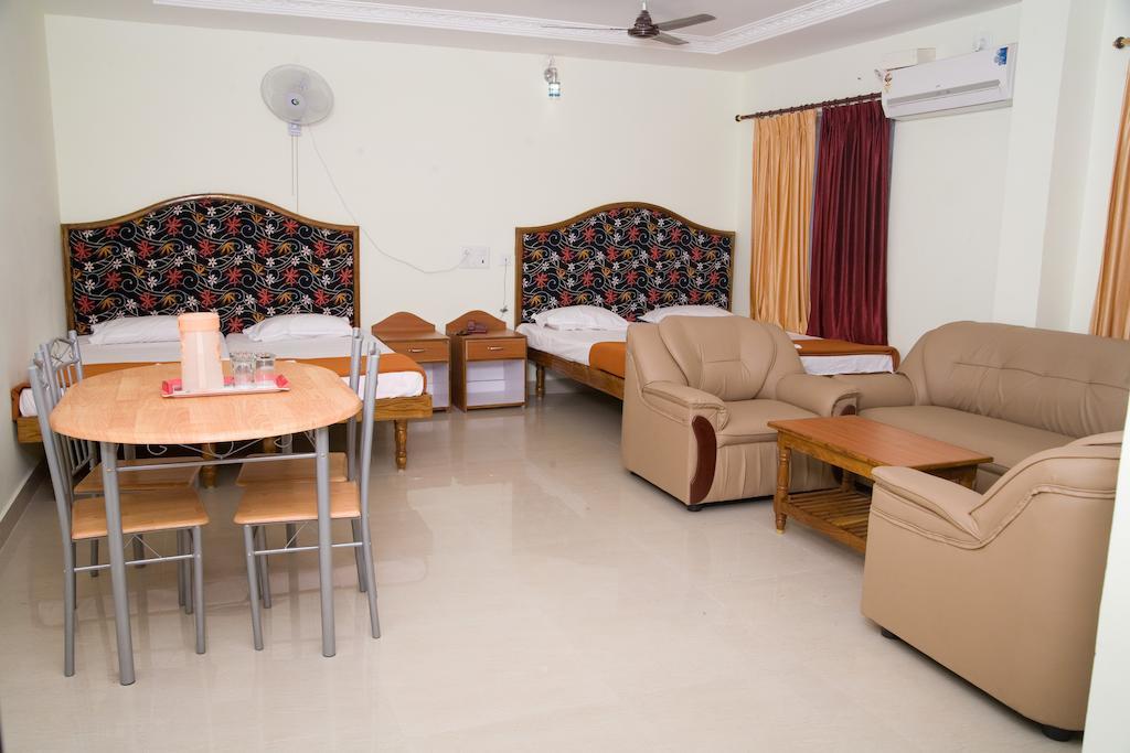 Vihas Inn Тірупаті Номер фото