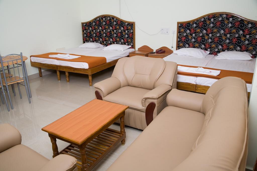Vihas Inn Тірупаті Номер фото